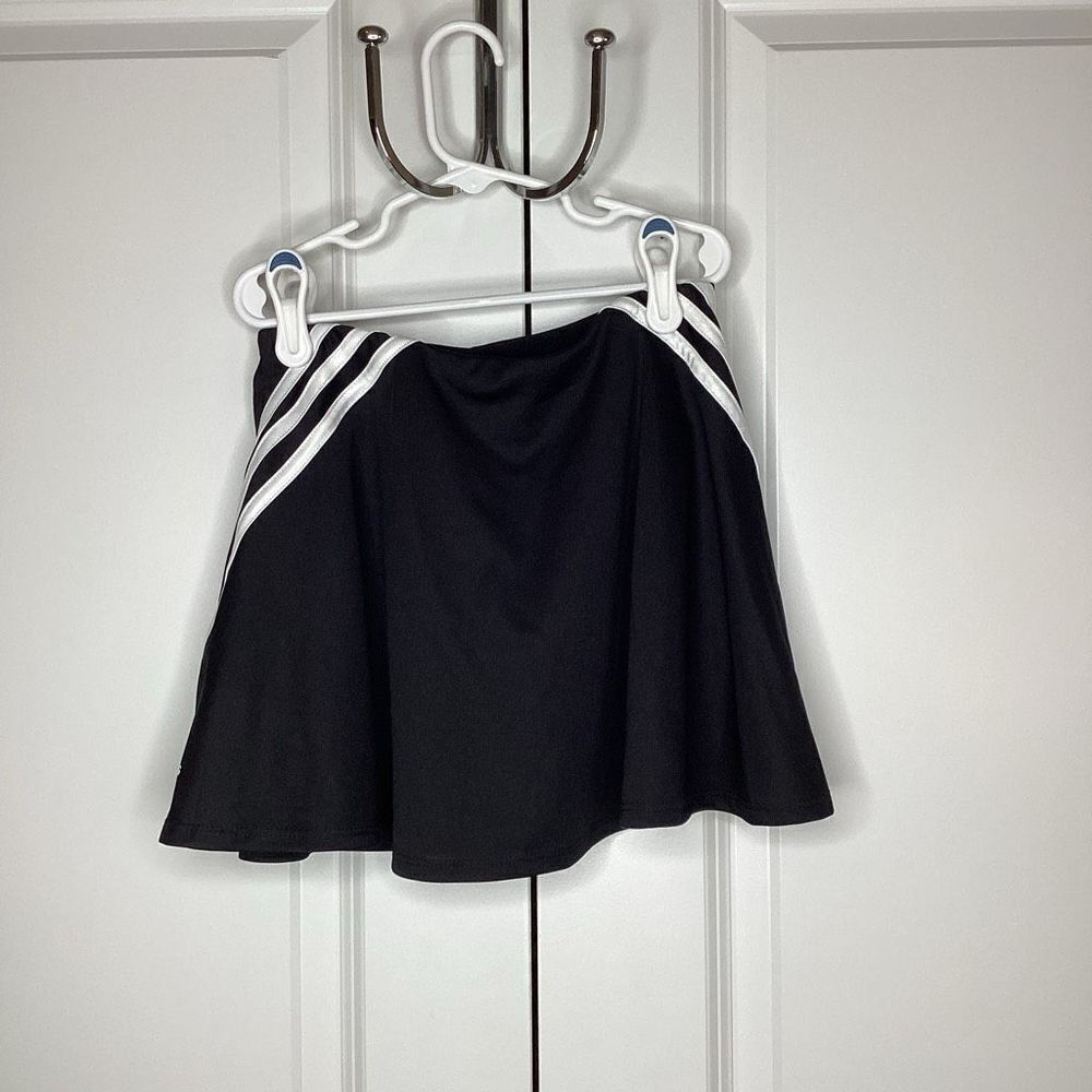 Girls NWT‎ Adidas Performance Skort Medium Black / white - Picture 2 of 10